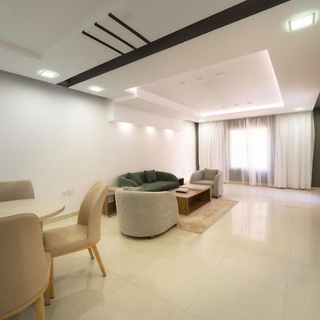Mirada Gold Jizan - Resort & Private Pools Esterno foto A living room in a condominium