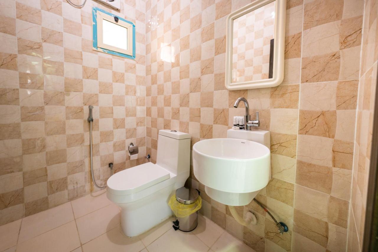 Mirada Gold Jizan - Resort & Private Pools Esterno foto Bathroom
